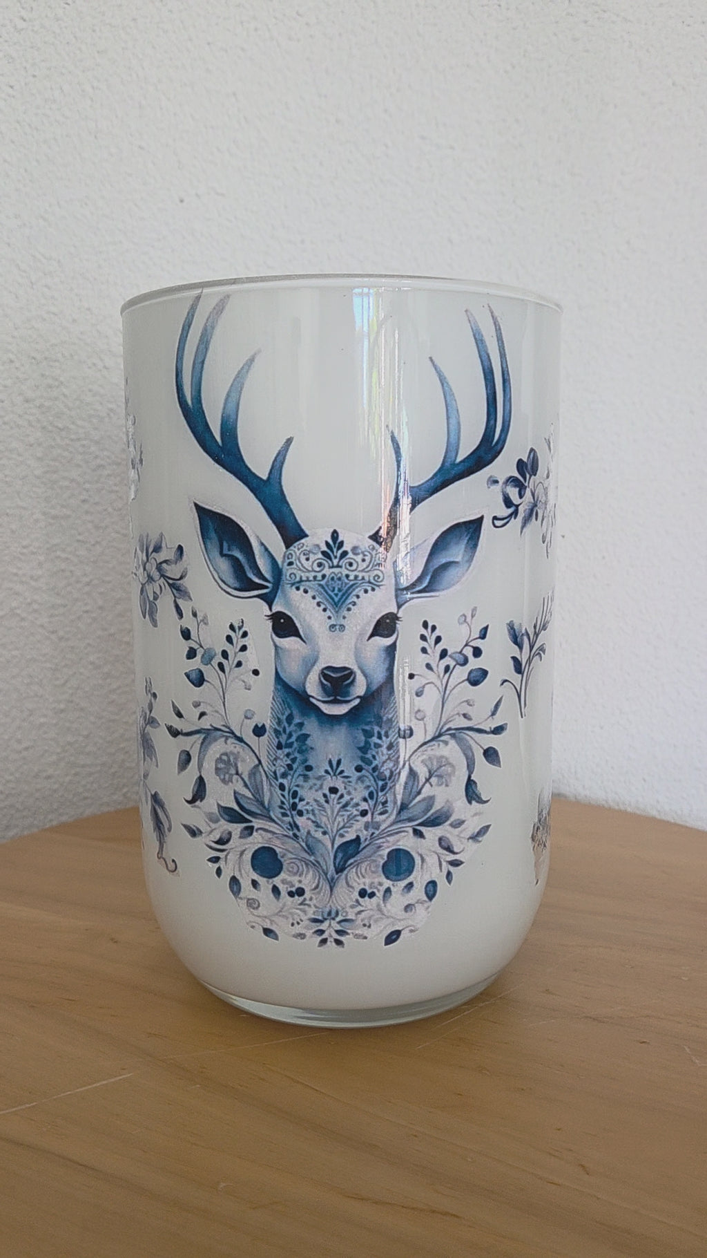 Vaas - "Royal Blue Forest Deer"