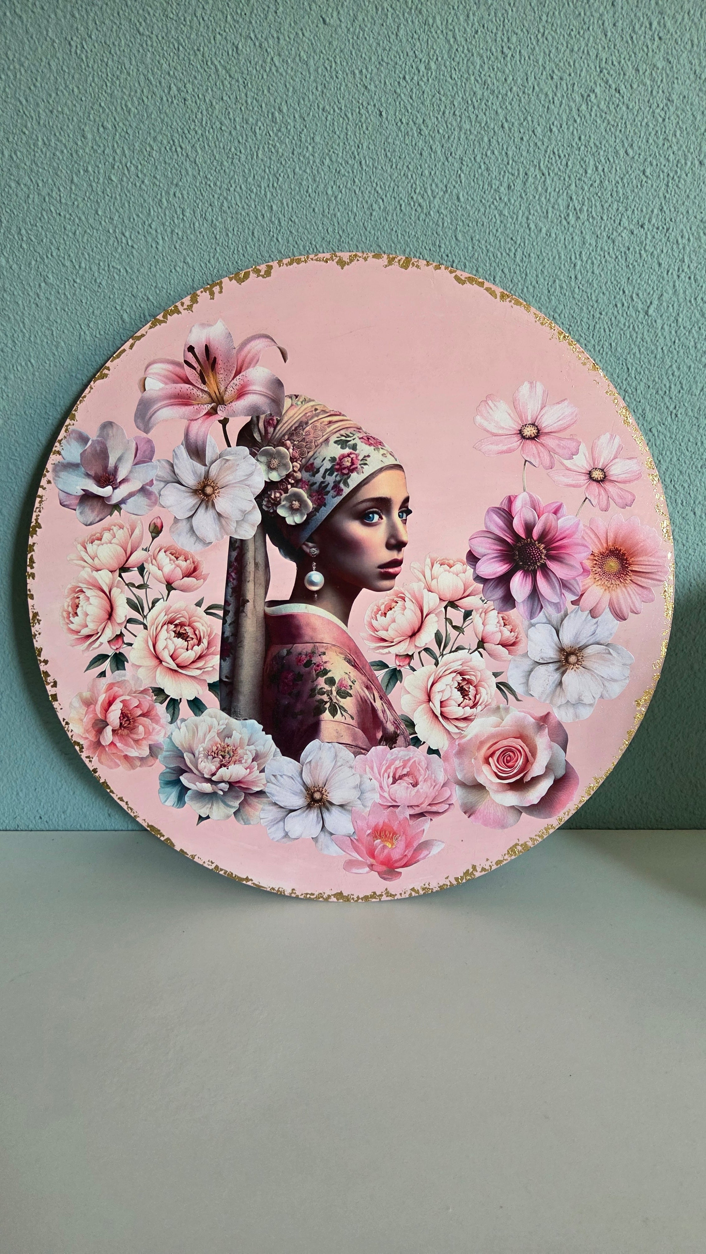 Muurcirkel 'Lady in Pink'