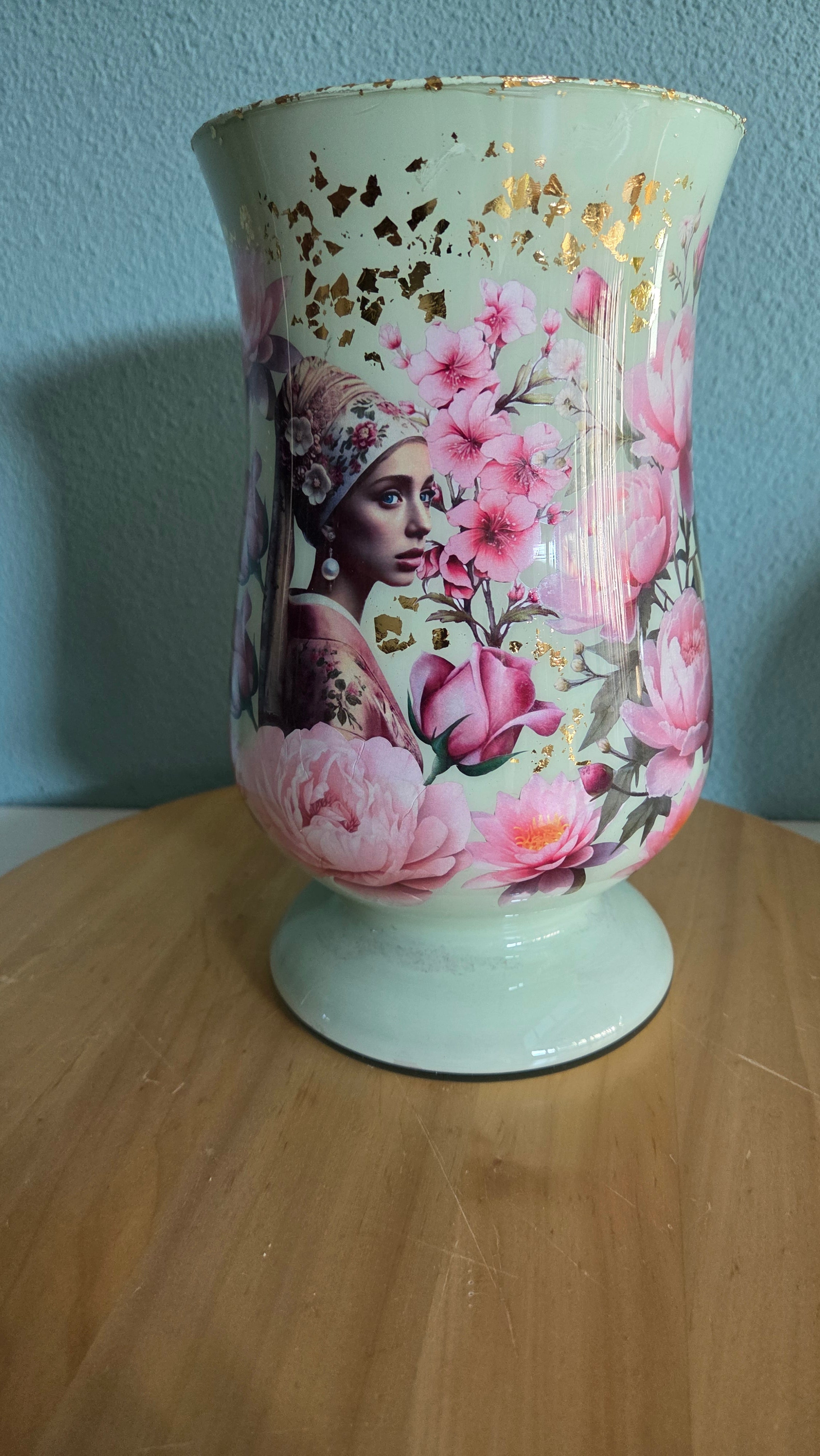 Vaas 'Lady of the Garden'