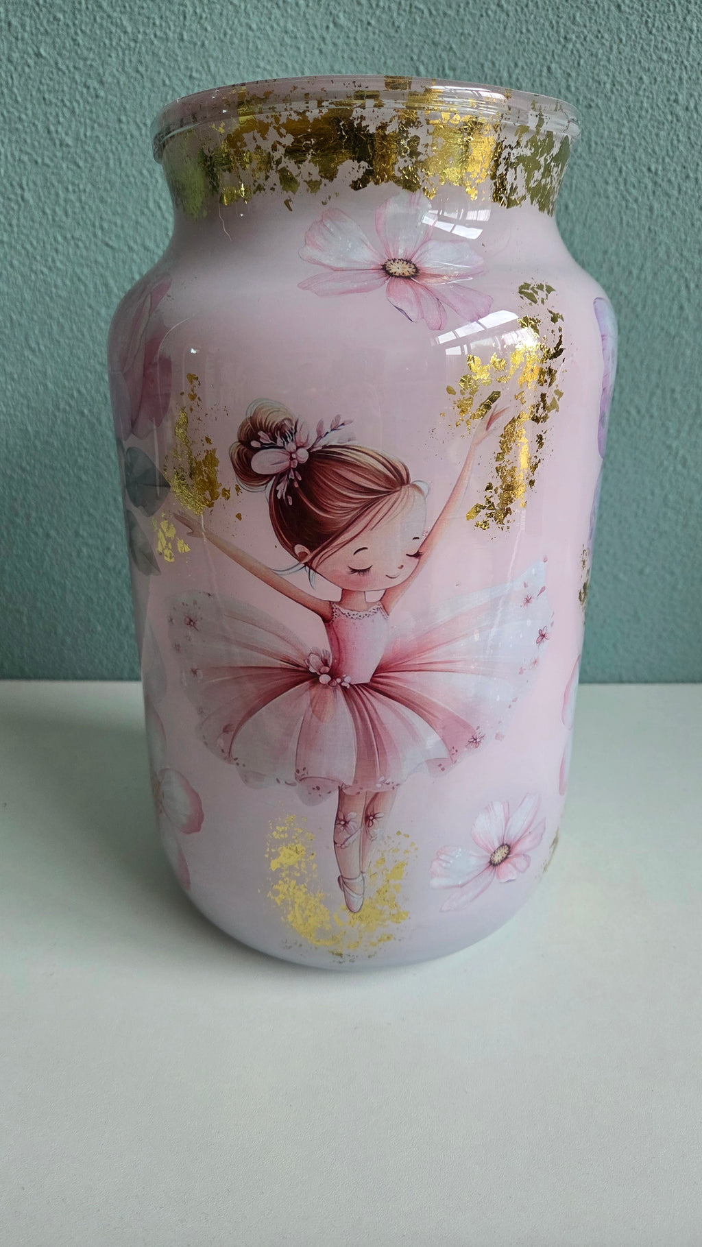 Vaas - "Enchanting Ballerina"