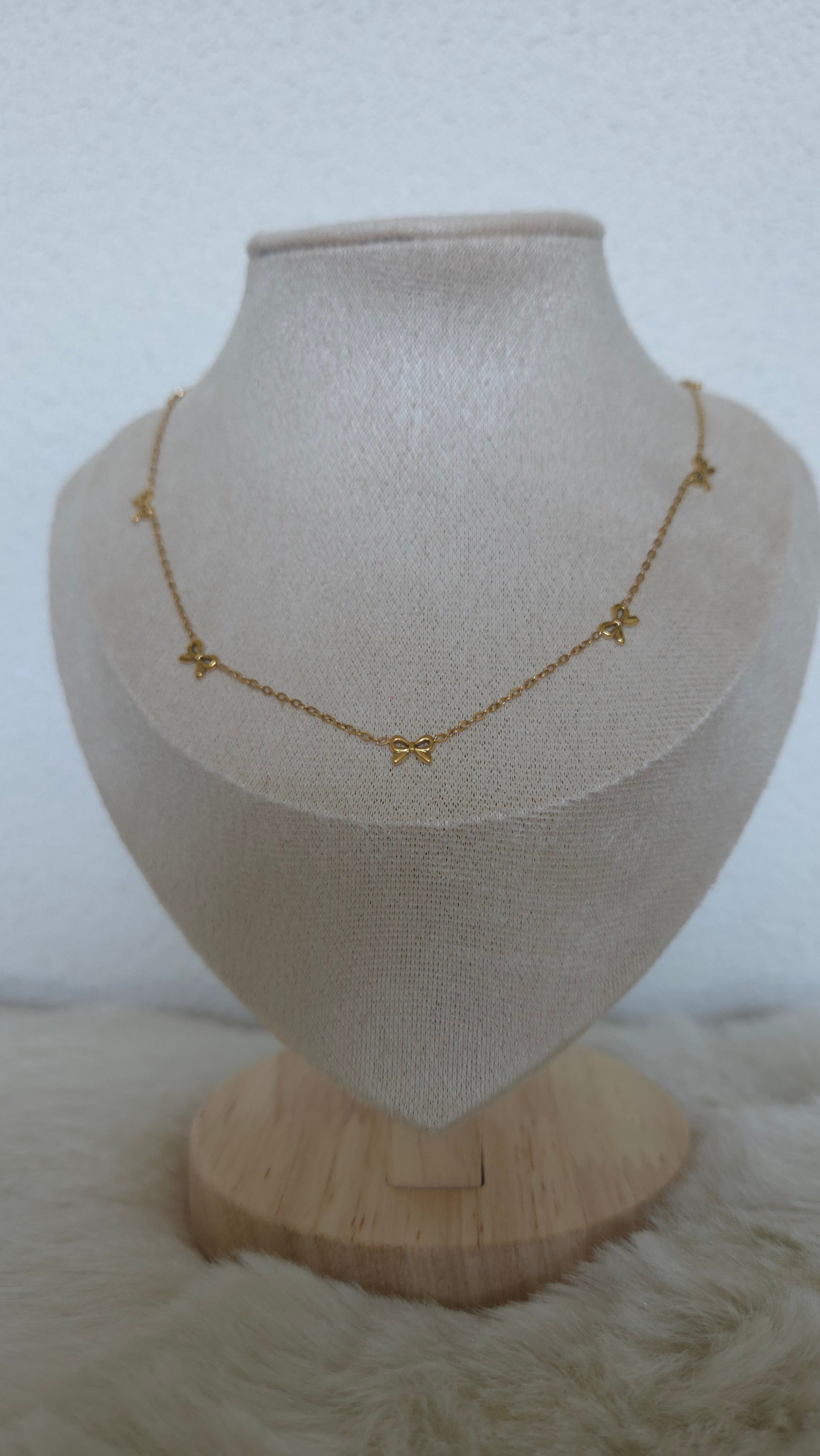 Bow Charms Necklace