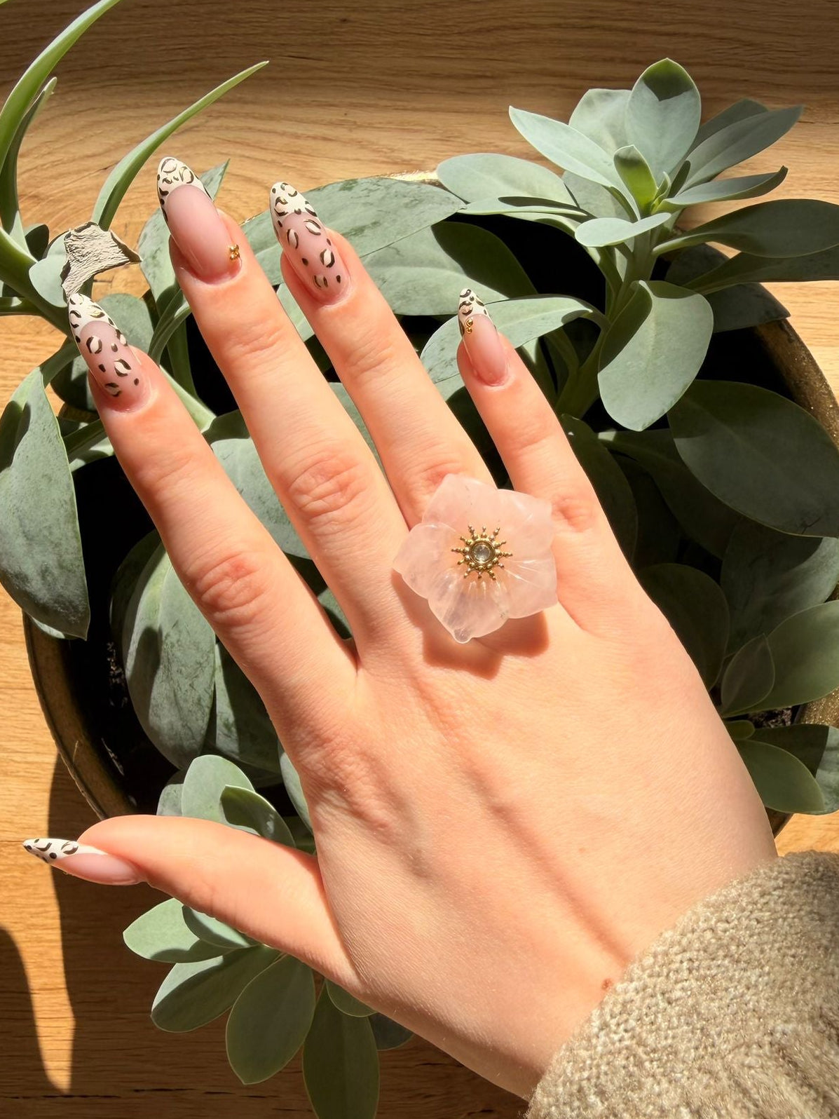 Ring "Rose Quartz Dream" - Verstelbare Bloemen Statement Ring