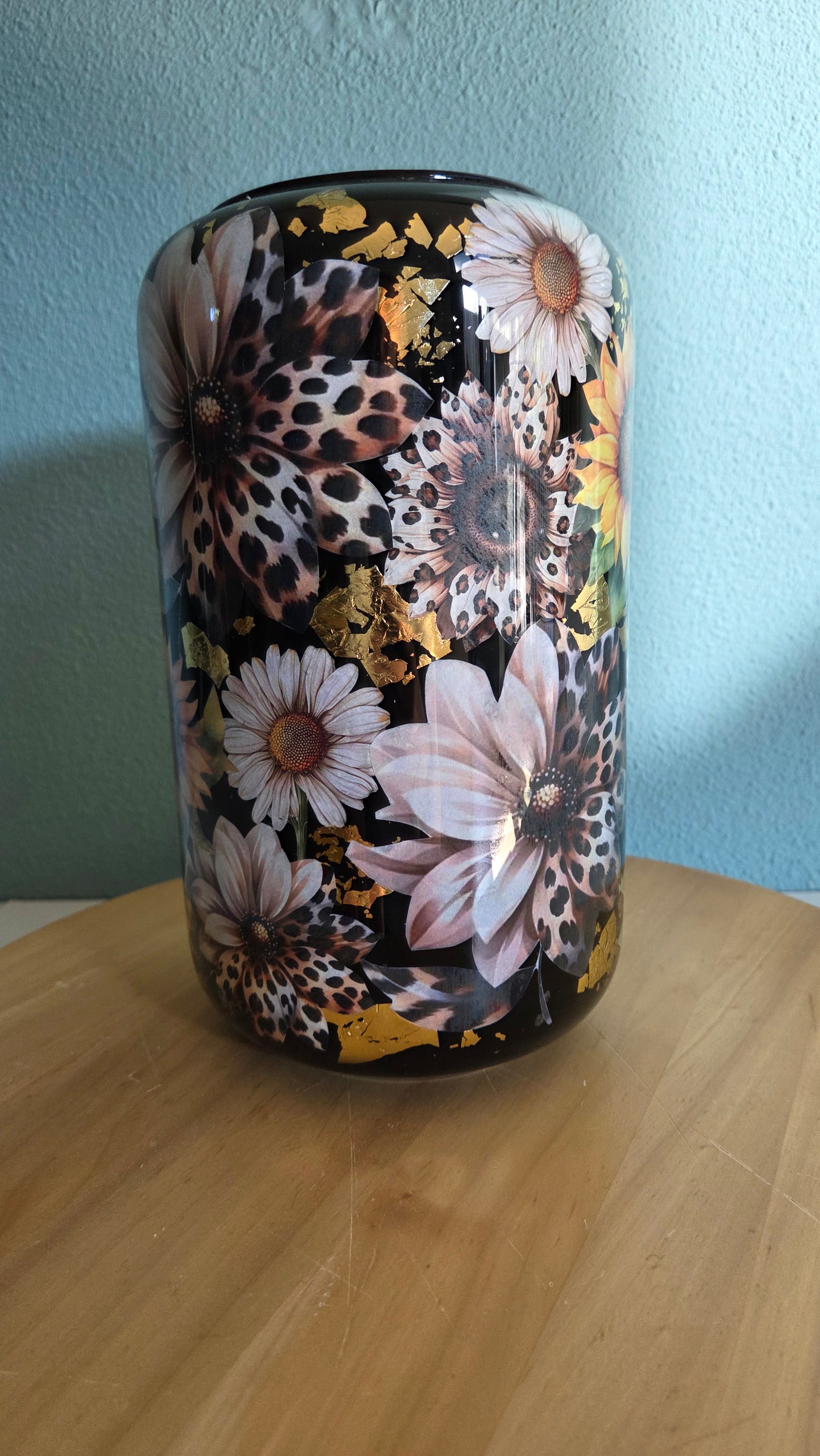 Vaas - 'Sunny Leopard'