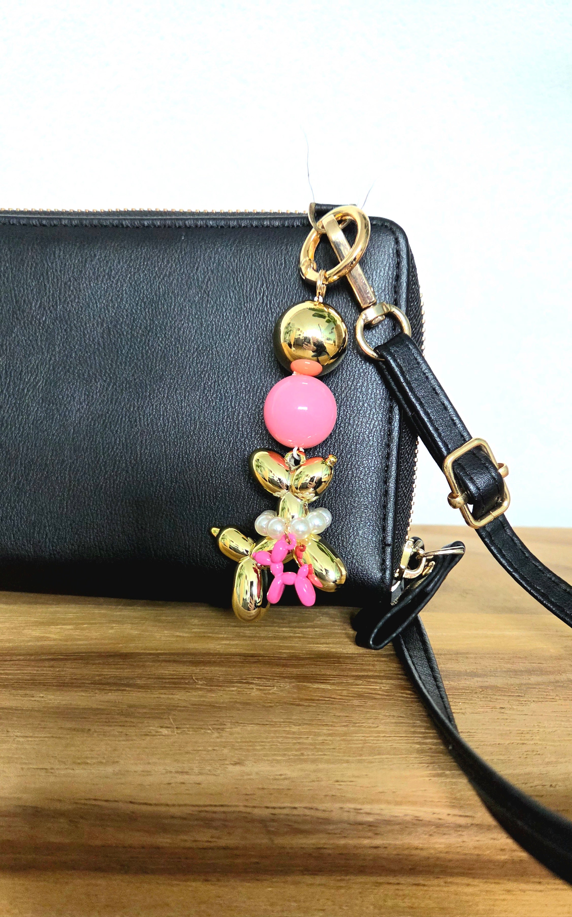 Delux Balloon Dog Charm "Golden Glamour"