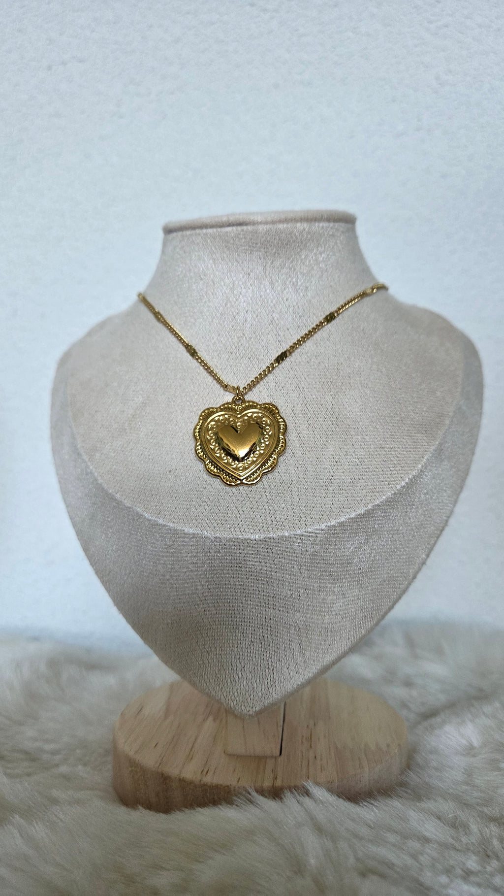 Ketting "Vintage Heart" - lengte 74 cm.